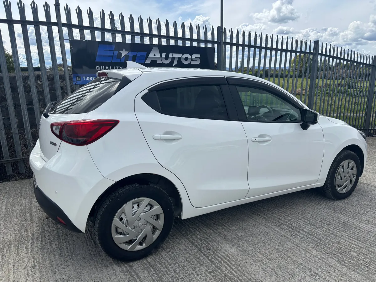 Mazda Demio Skyactive D automatic 2019 - Image 4