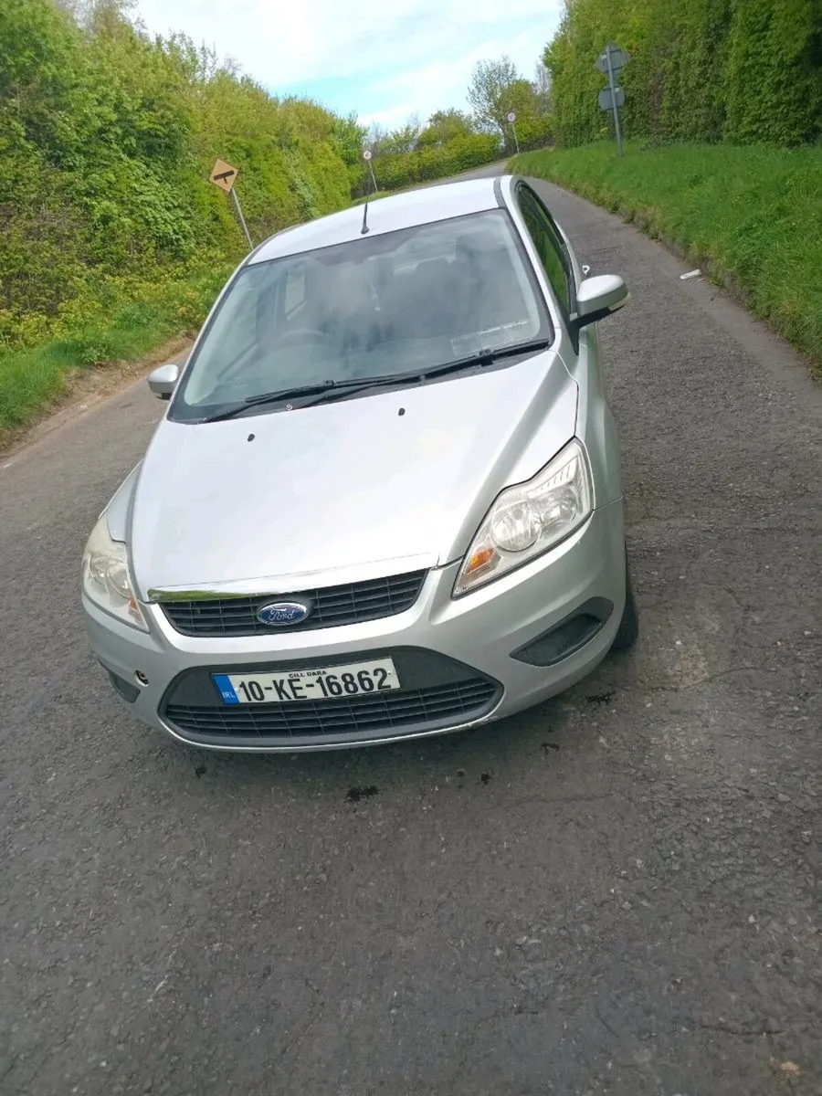 Ford Focus 2010 - Image 3