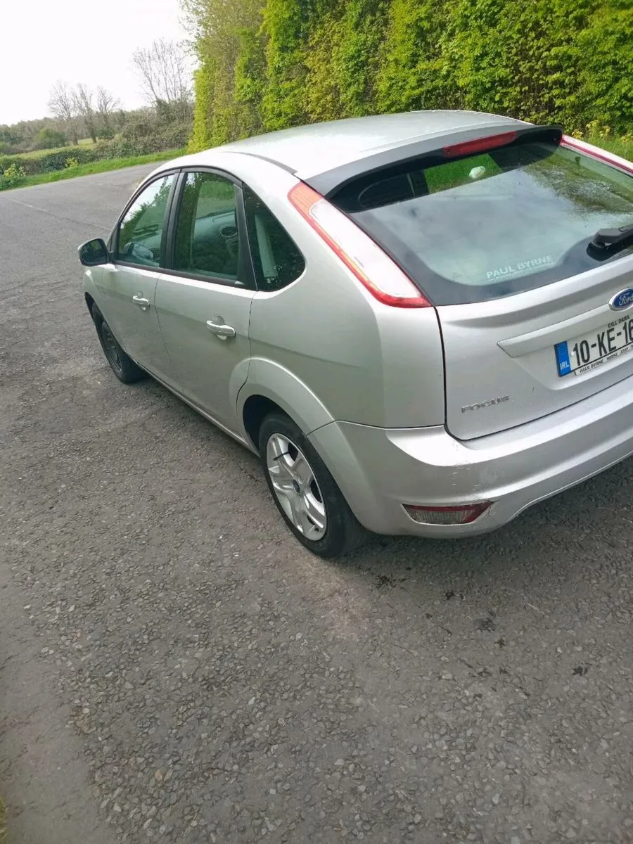 Ford Focus 2010 - Image 1