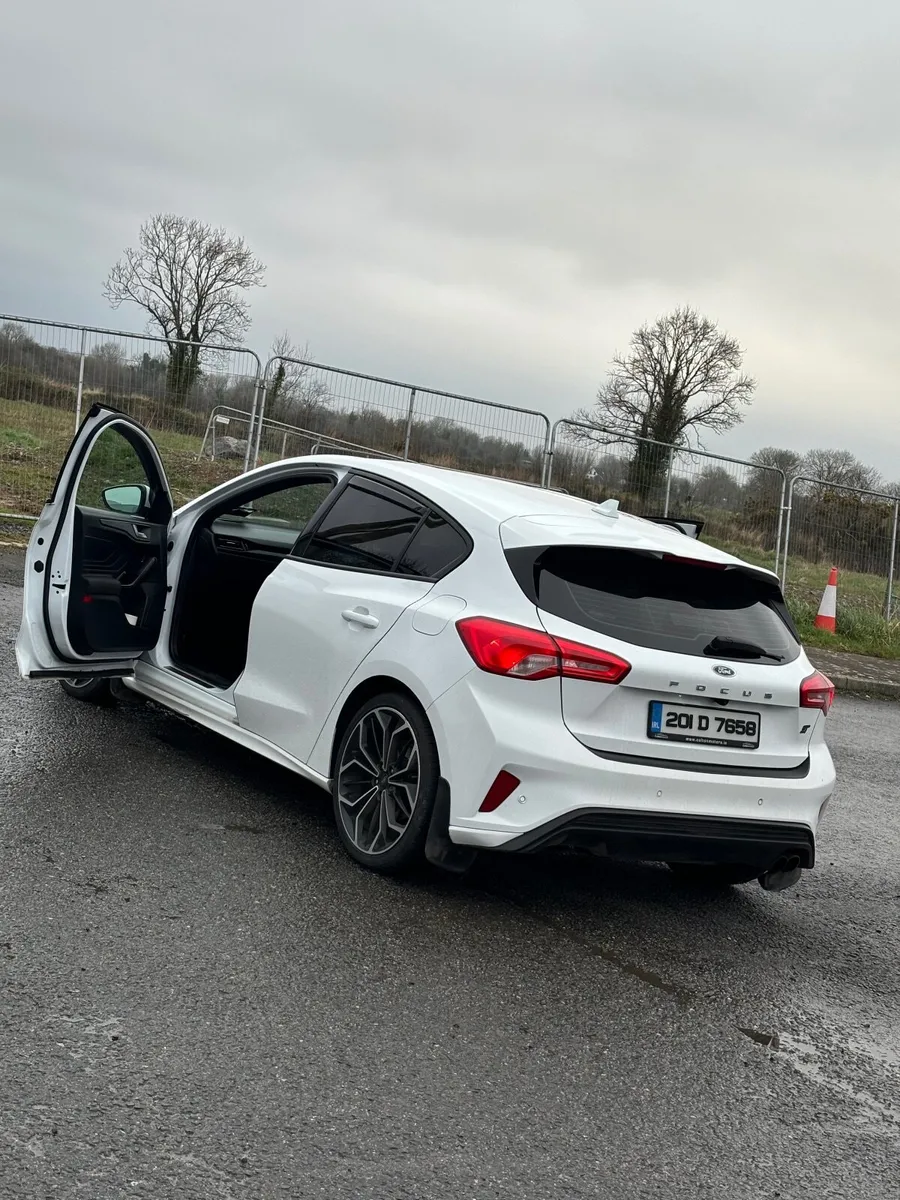 Ford Focus 2020 - Image 1