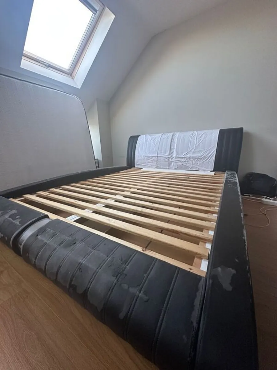 bed - Image 2