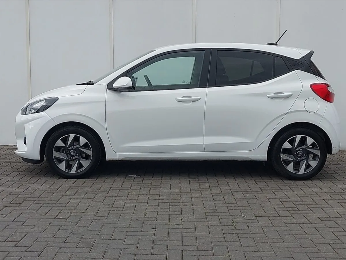 Hyundai i10 i10 Deluxe Plus Auto - Image 4