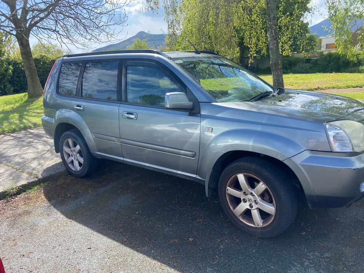 NISSAN XTRAIL  AUTOMATIC - Image 1