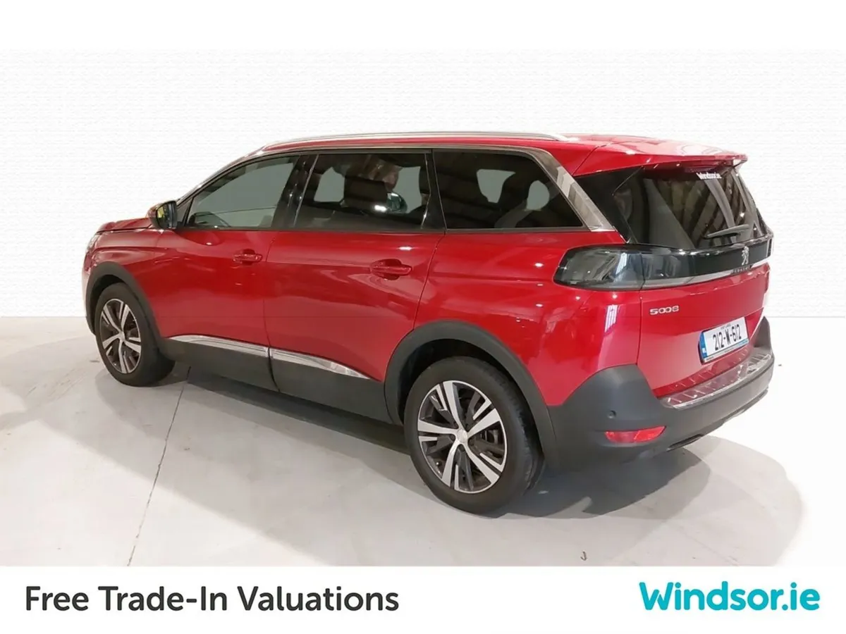 Peugeot 5008 1.5 Bluehdi 130bhp Allure Auto - Image 3