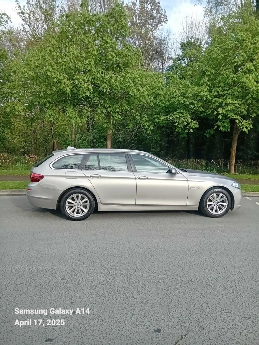 BMW 520 D F11 TOURING... FULL SERVICE HISTORY - Image 4