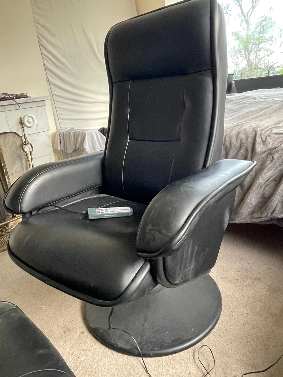 Massage chair and foot rest €60 - Image 2