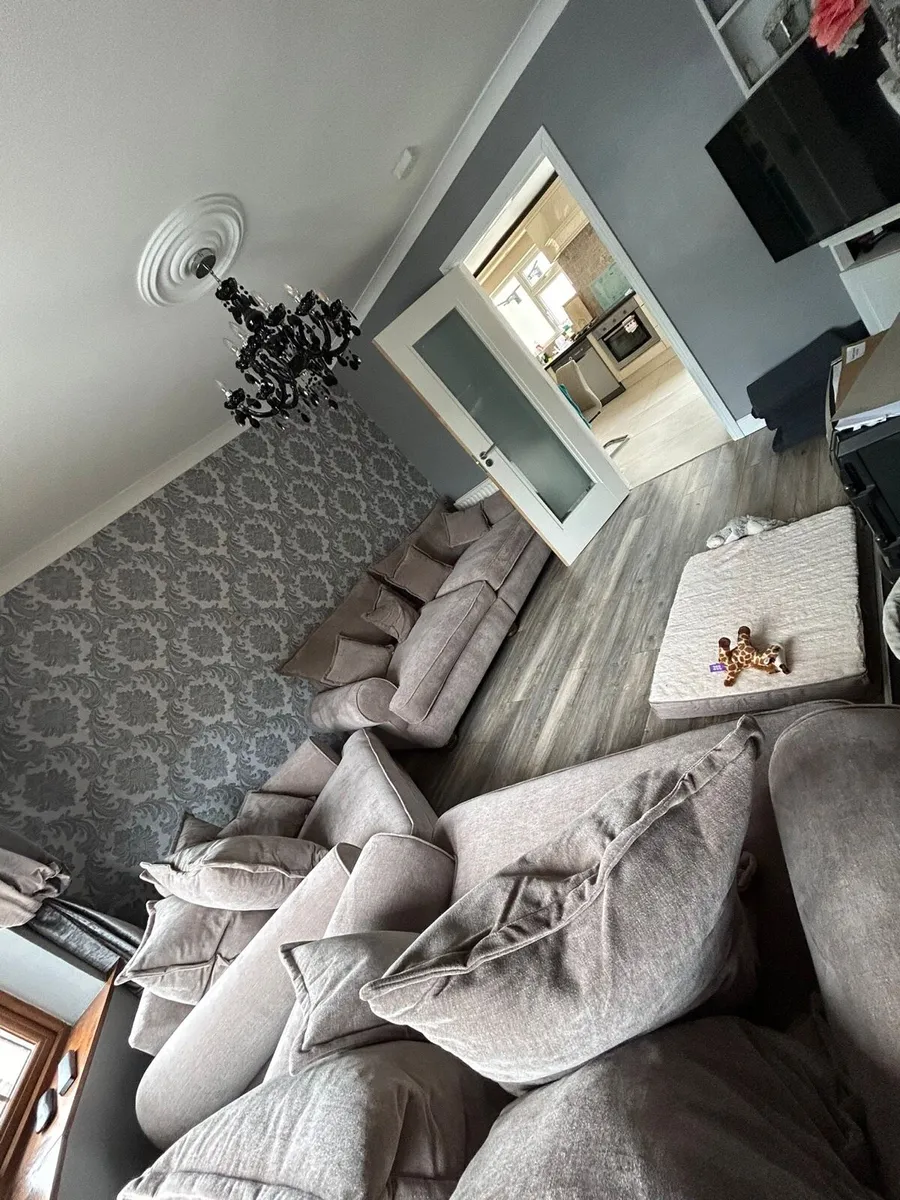 Sofas - Image 2