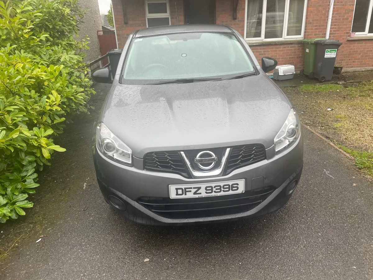 2010 Nissan QASHQAI 1.6 petrol - Image 1