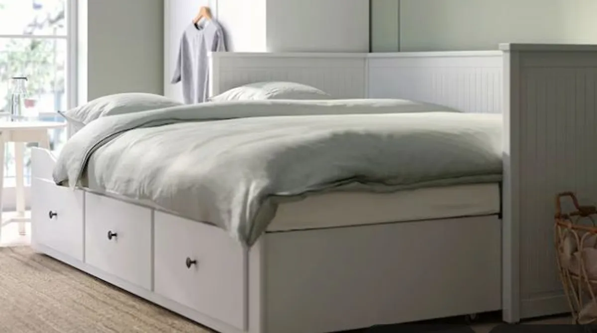 IKEA Hemnes Day Bed frame with 3 drawers, white, 80x200 cm - Image 1