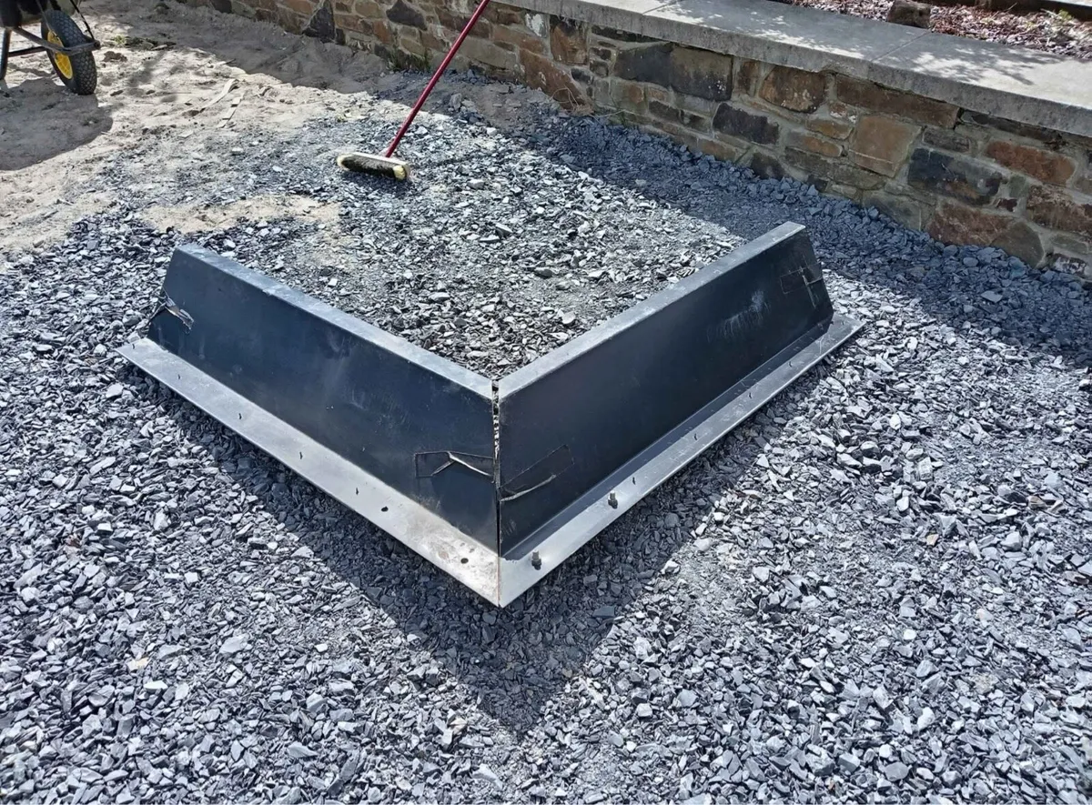 Catnic corner lintel - Image 1