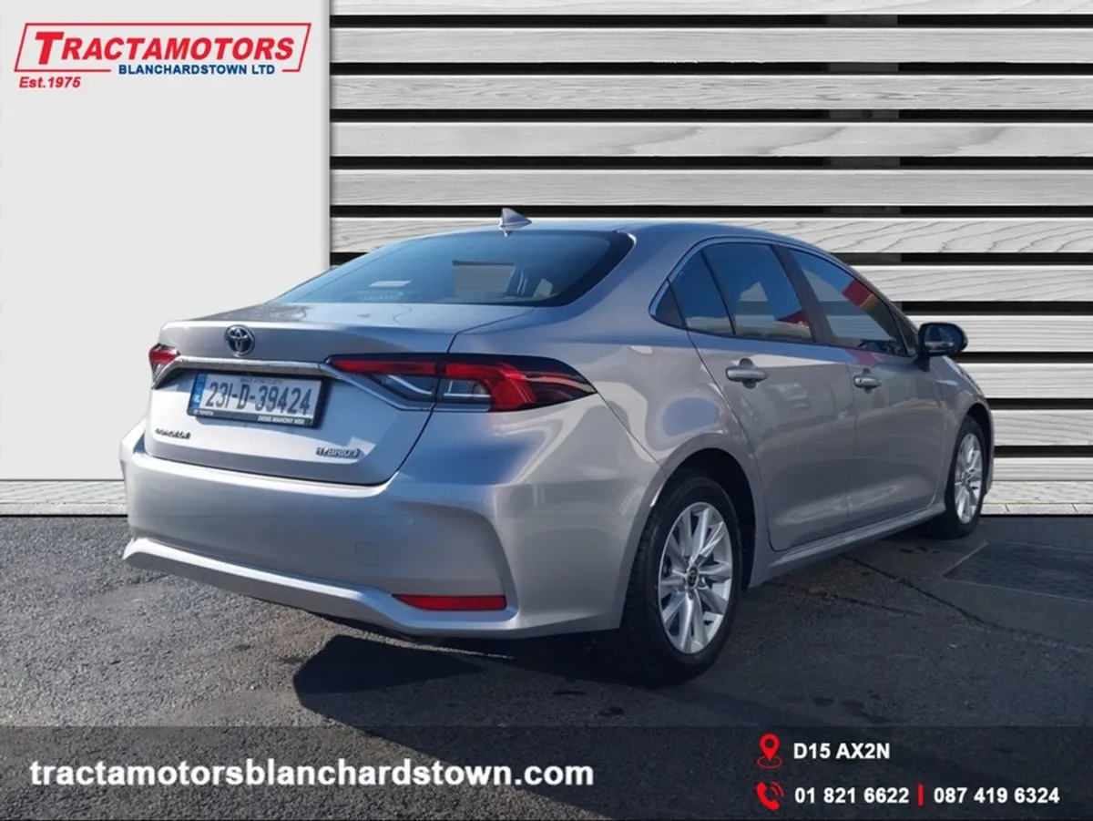 Toyota Corolla Luna Saloon 4DR Auto - Image 3