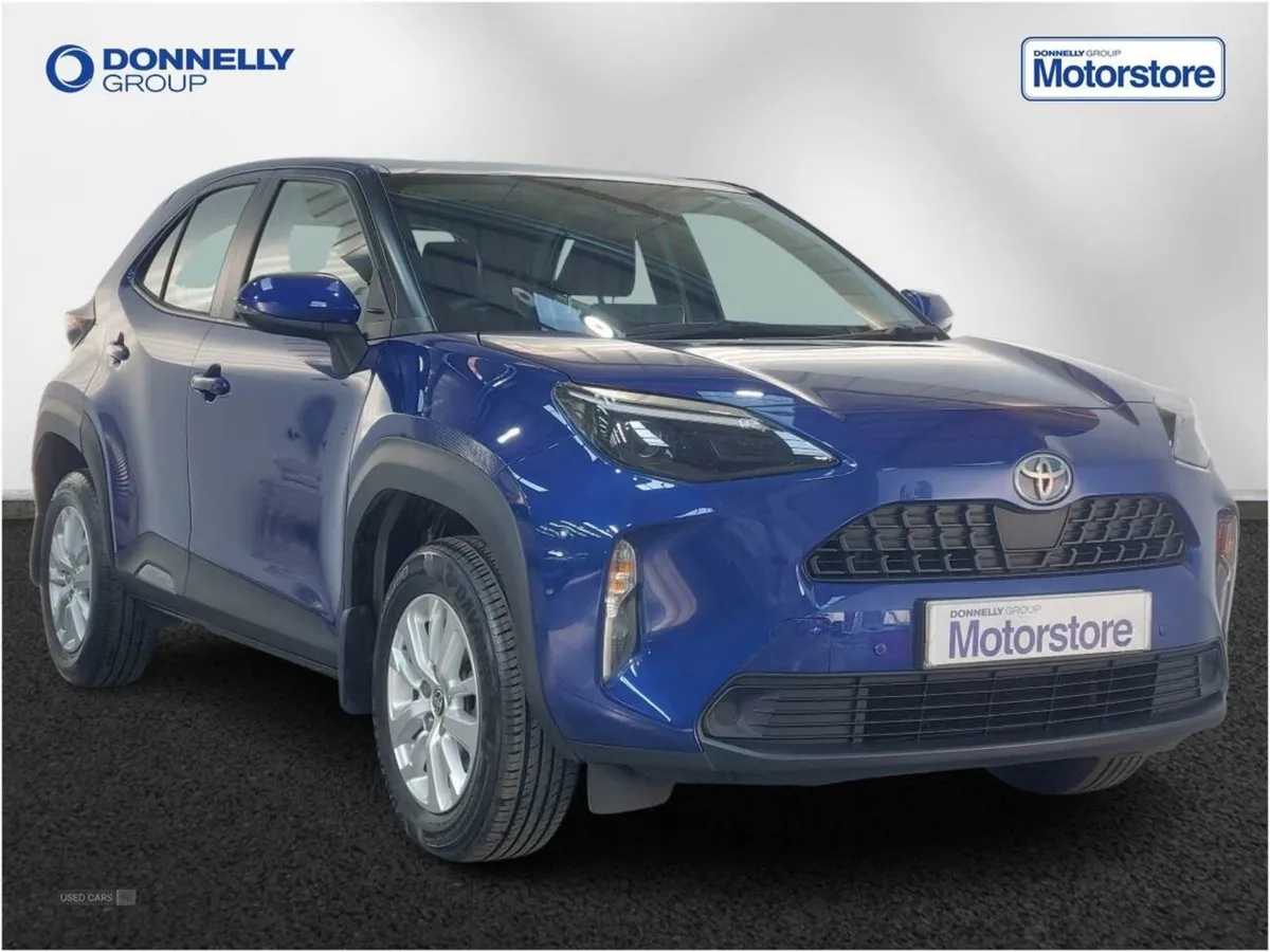 Toyota Yaris Cross 1.5 Hybrid Icon 5dr CVT - Image 1