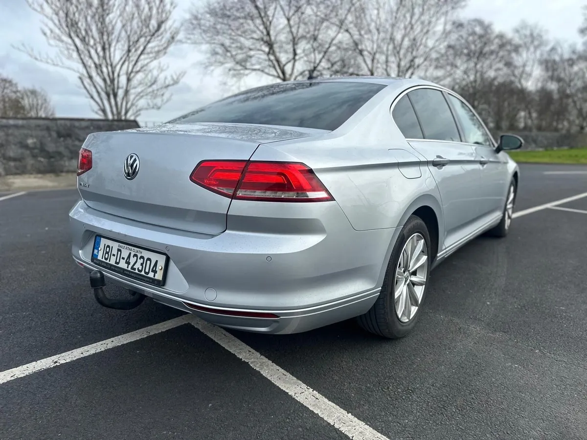 181 VW PASSAT 1.6 Tdi - Image 4