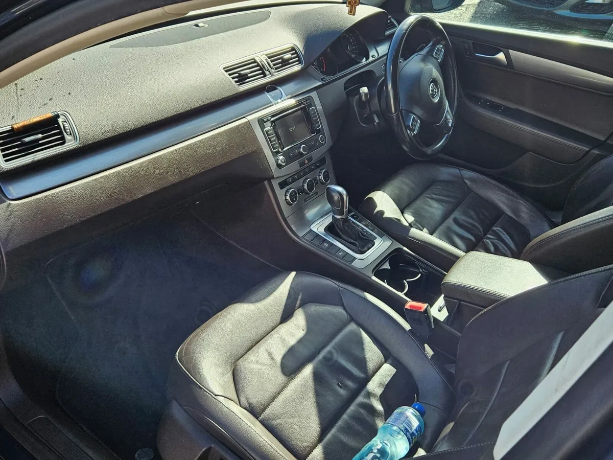 Volkswagen Pasat,2 Diesel,Automatic - Image 3