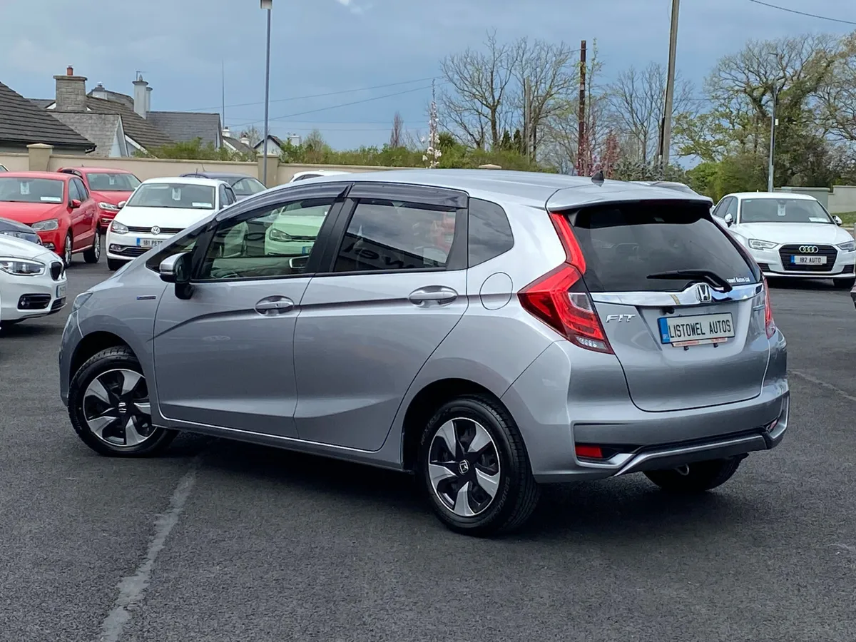 192 HONDA JAZZ/FIT 1.5 HYBRID AUTOMATIC - Image 3