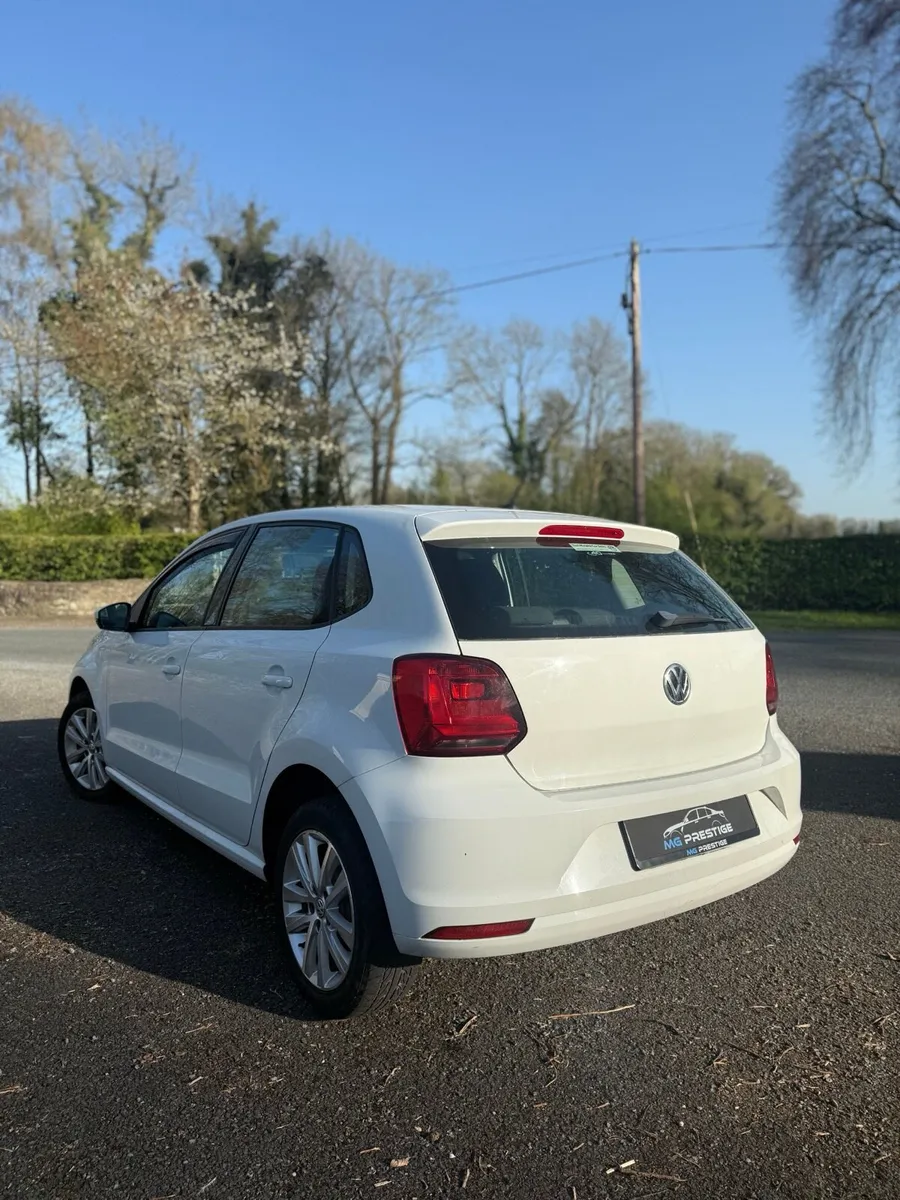 VW POLO - Image 4