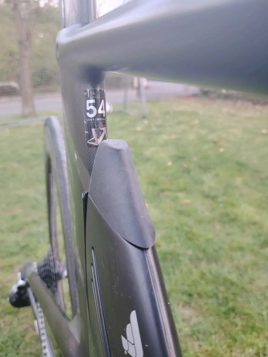 Felt Ia1 sram red eTap Triathlon/TT bike - Image 3