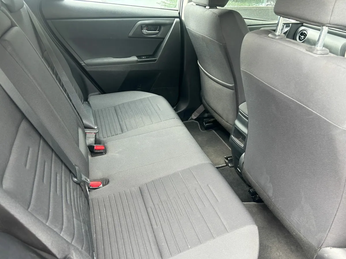 Toyota Auris 2018 LUNA 1.2PETROL NCT08/26