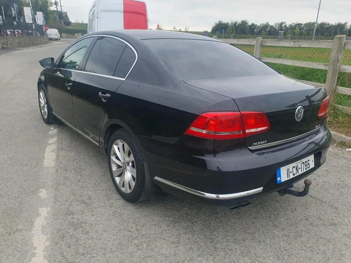 2011 volkswagen passat 2.0 dsl mint - Image 4