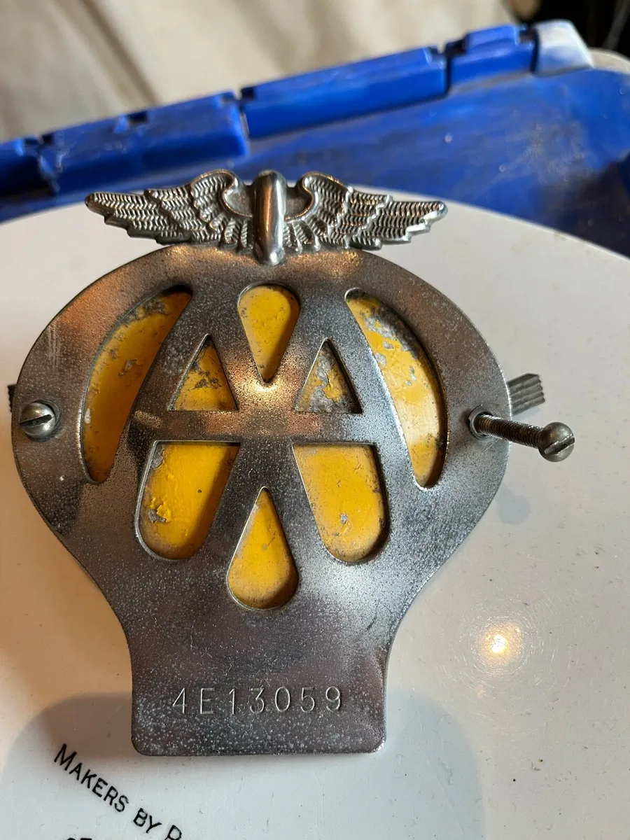 AA badge - Image 1