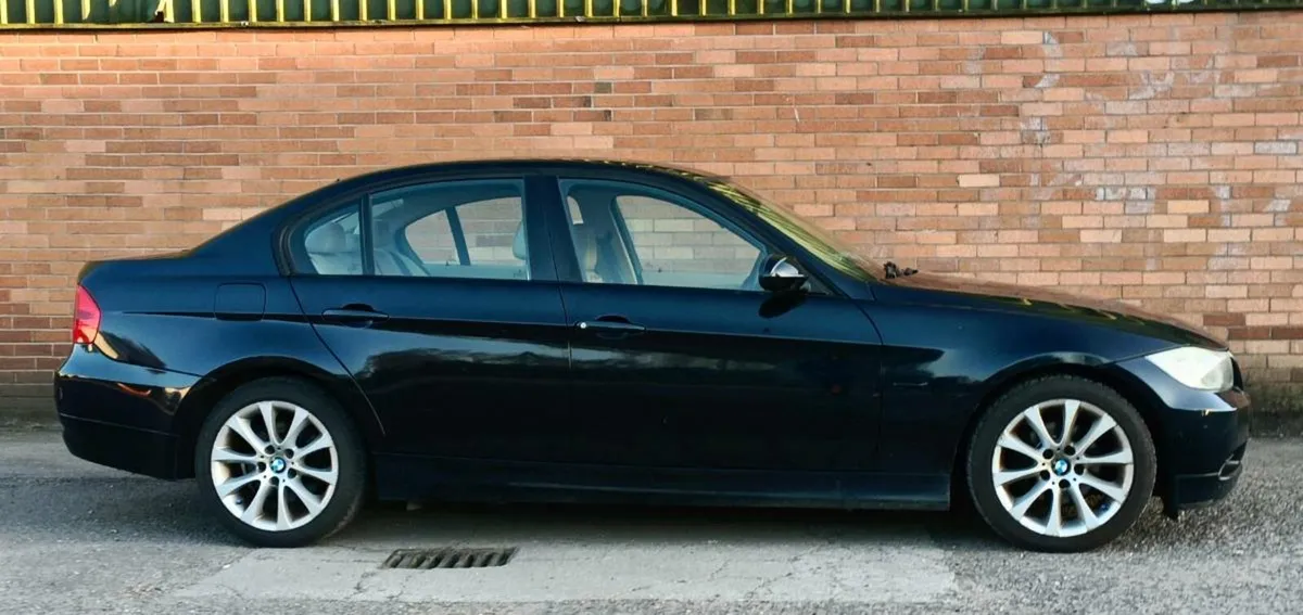 BMW 318 NCT!! Lowe mileage!! - Image 2