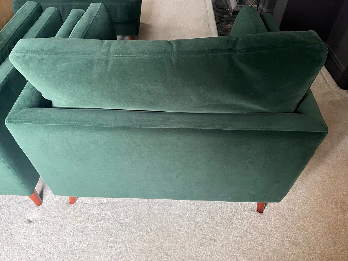 Couch - Image 2