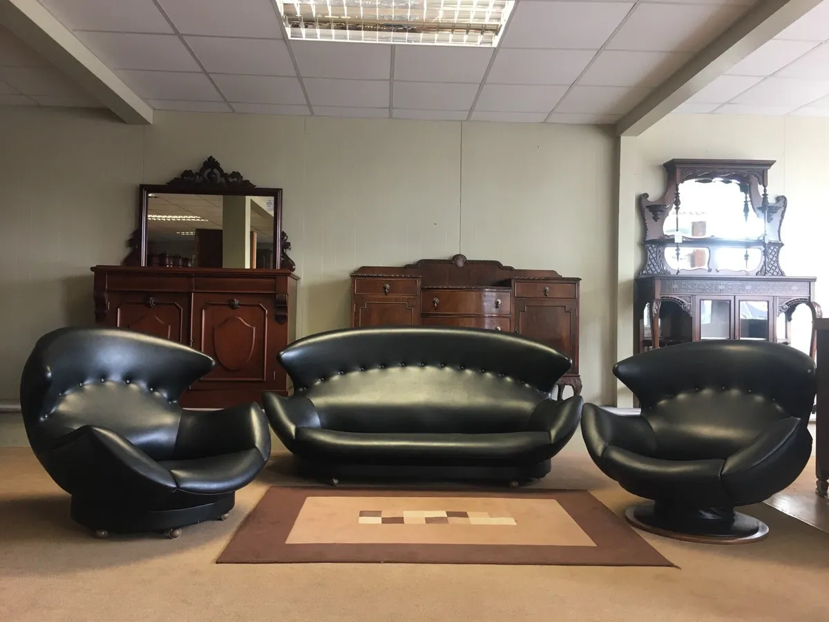 Retro Italian Style Lounge Suite - Image 1