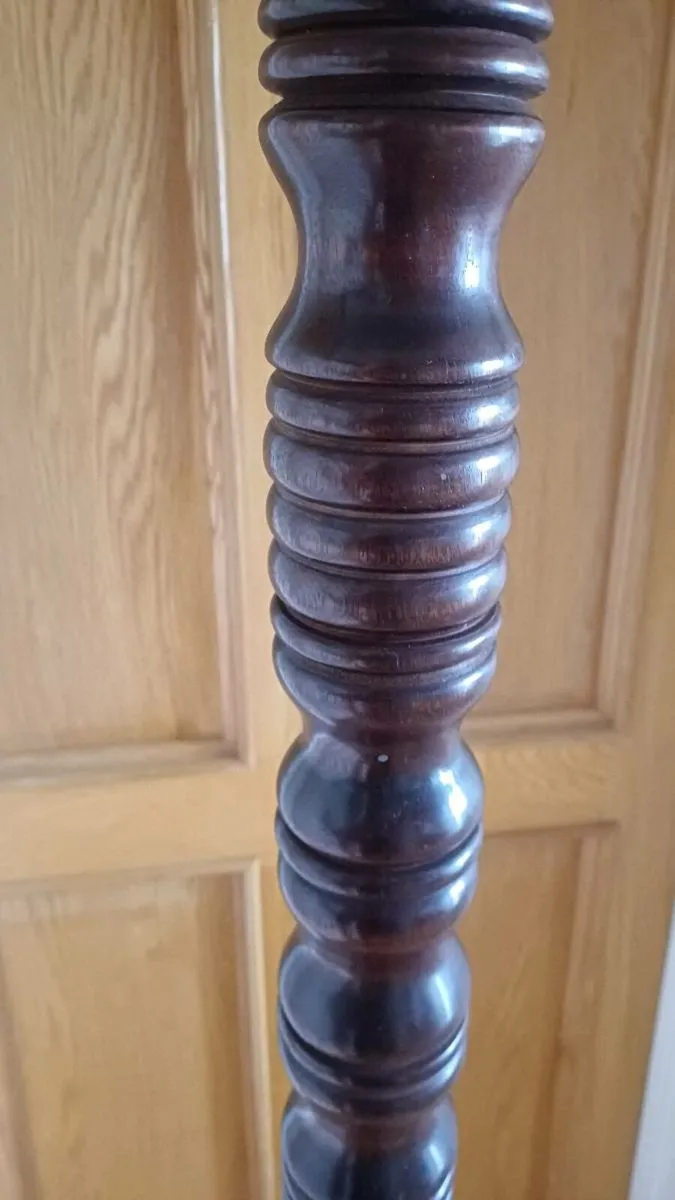 Mahogany  lamp - Image 3