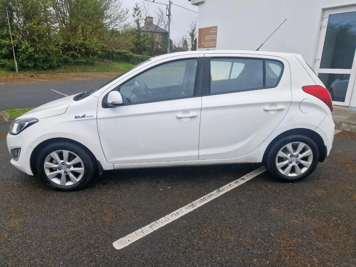 132 HYUNDAI I20 CRDI NEW NCT €3950 - Image 4