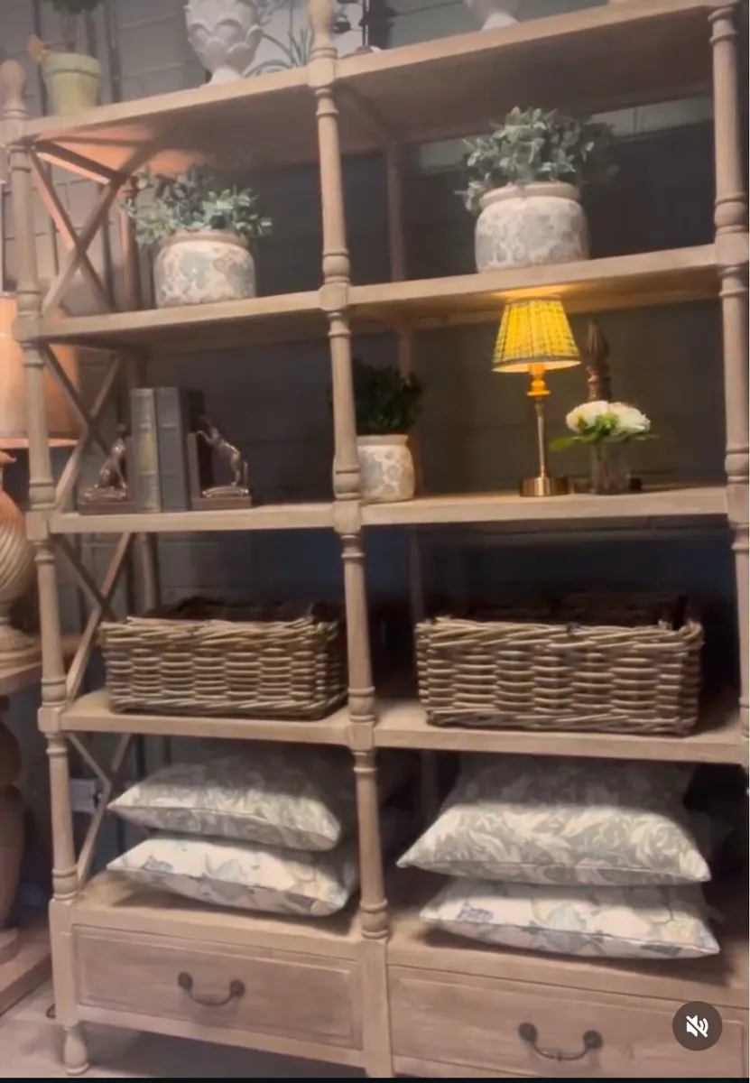 Shelf unit / bookcase  - double - Image 4