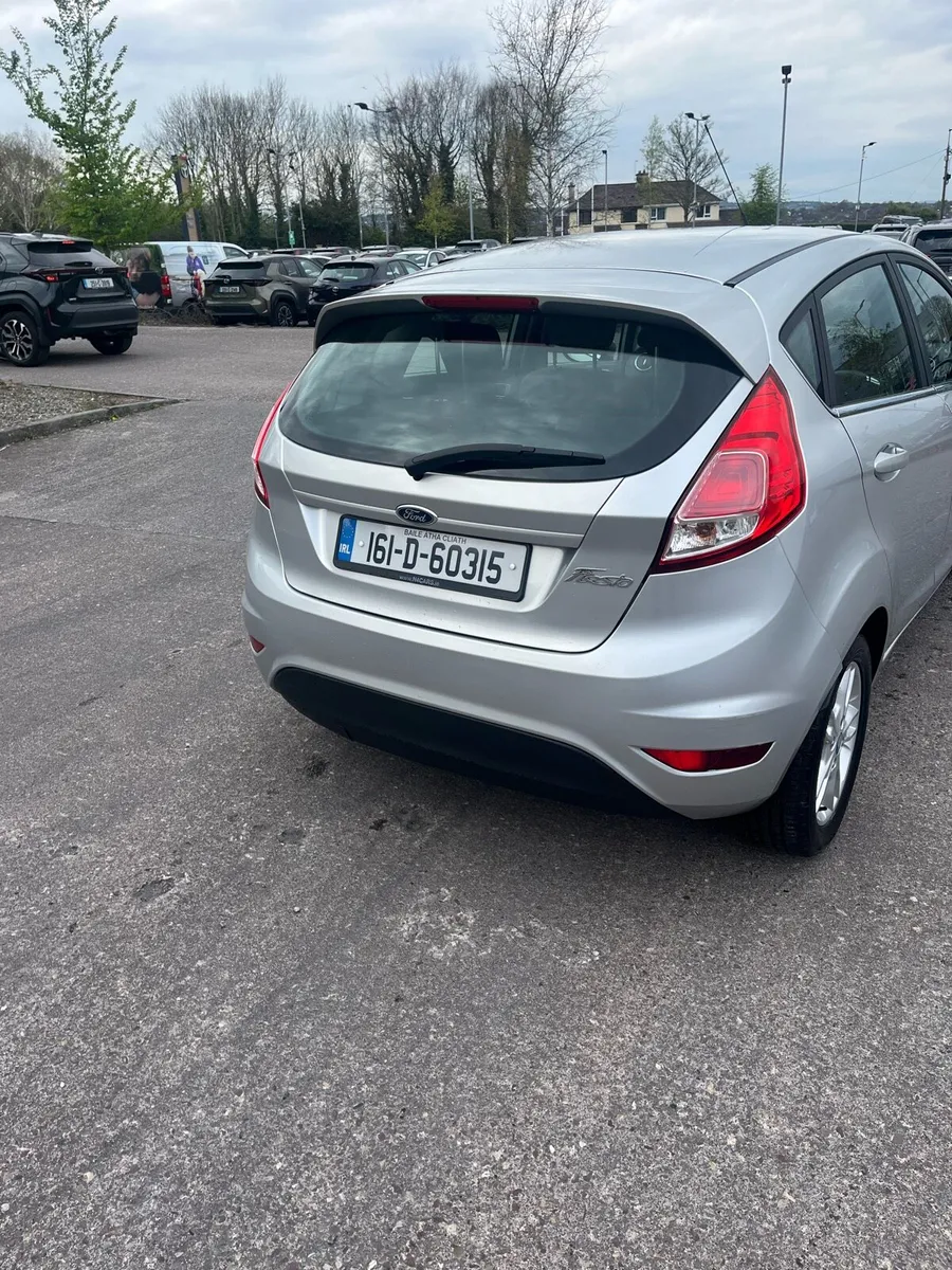 Ford Fiesta - Image 2
