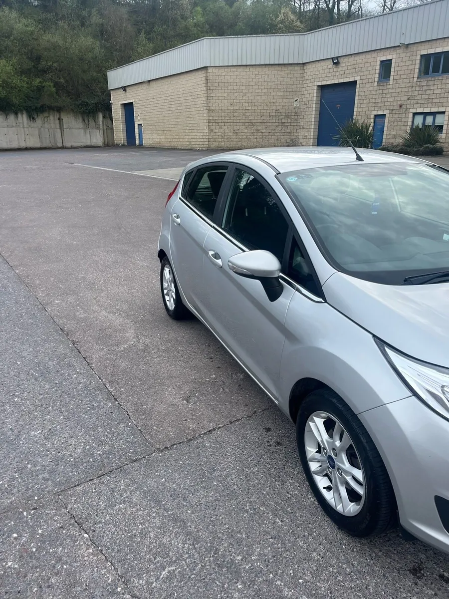 Ford Fiesta - Image 3