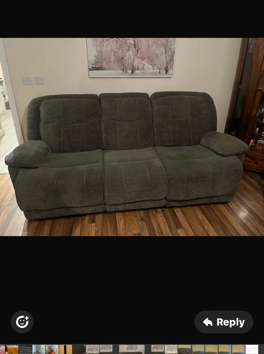 3,1,1 sofa - Image 1