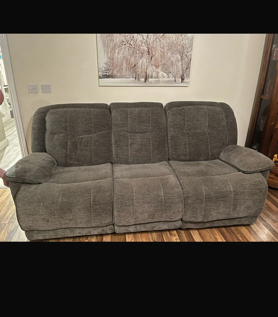 3,1,1 sofa - Image 2