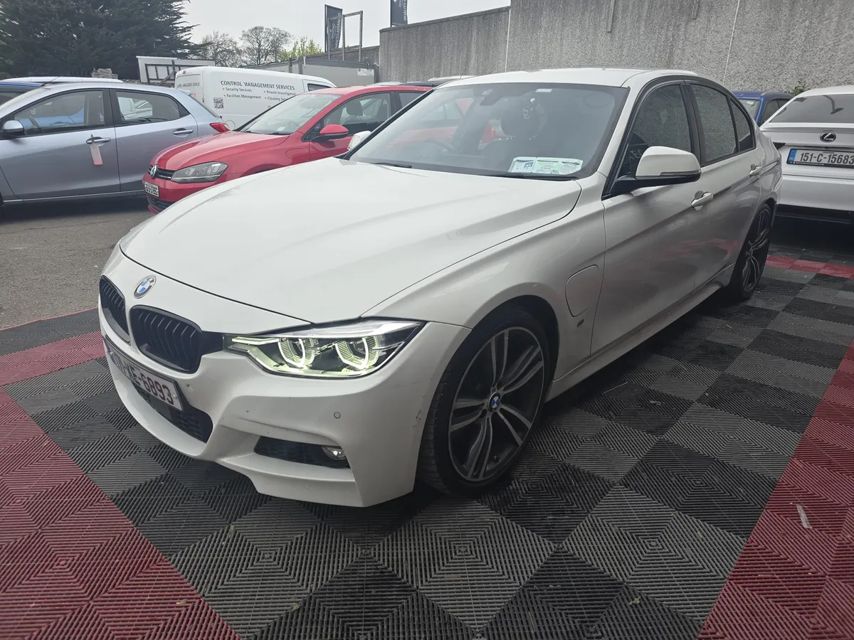 2017 BMW 330E MSPORT AUTO HYBRID - Image 4