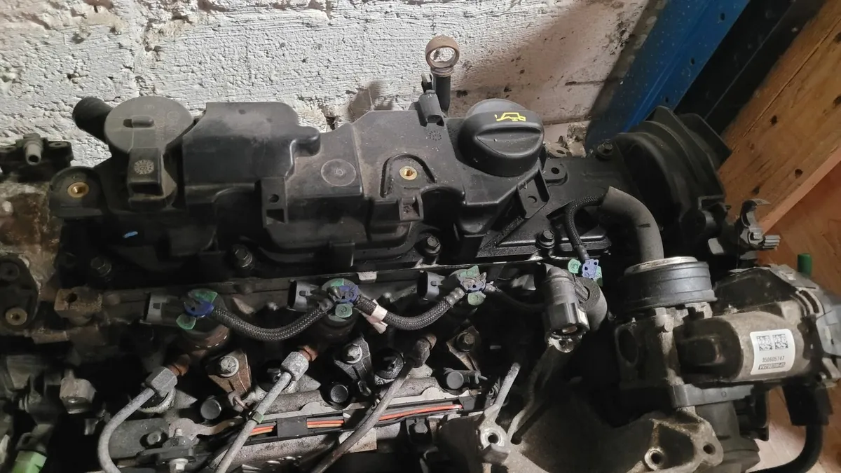 Car parts - Image 1