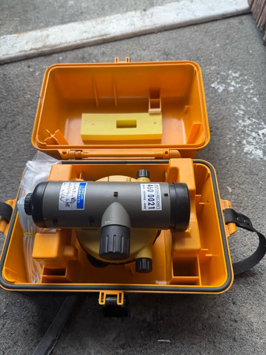 Topcon dumpy Level - Image 1