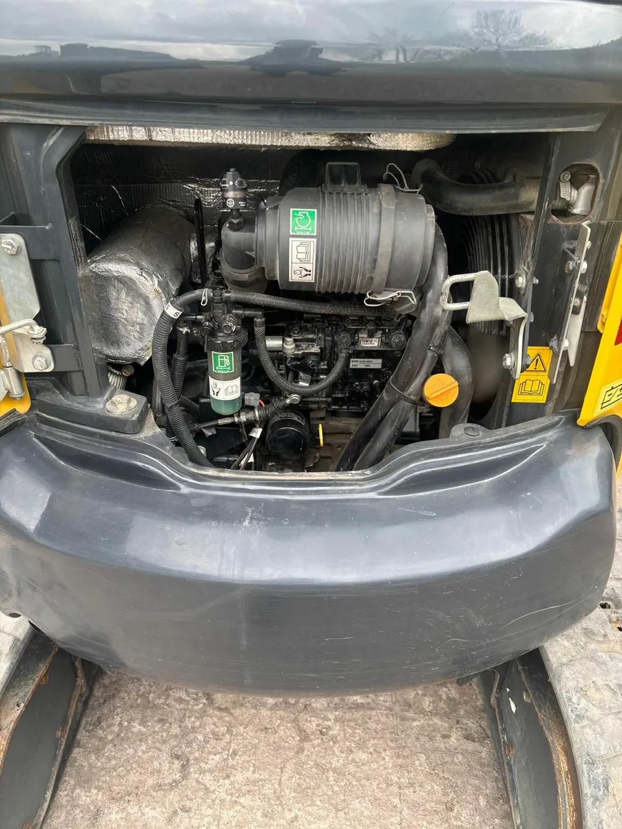 2020 Komatsu PC27 - Image 3