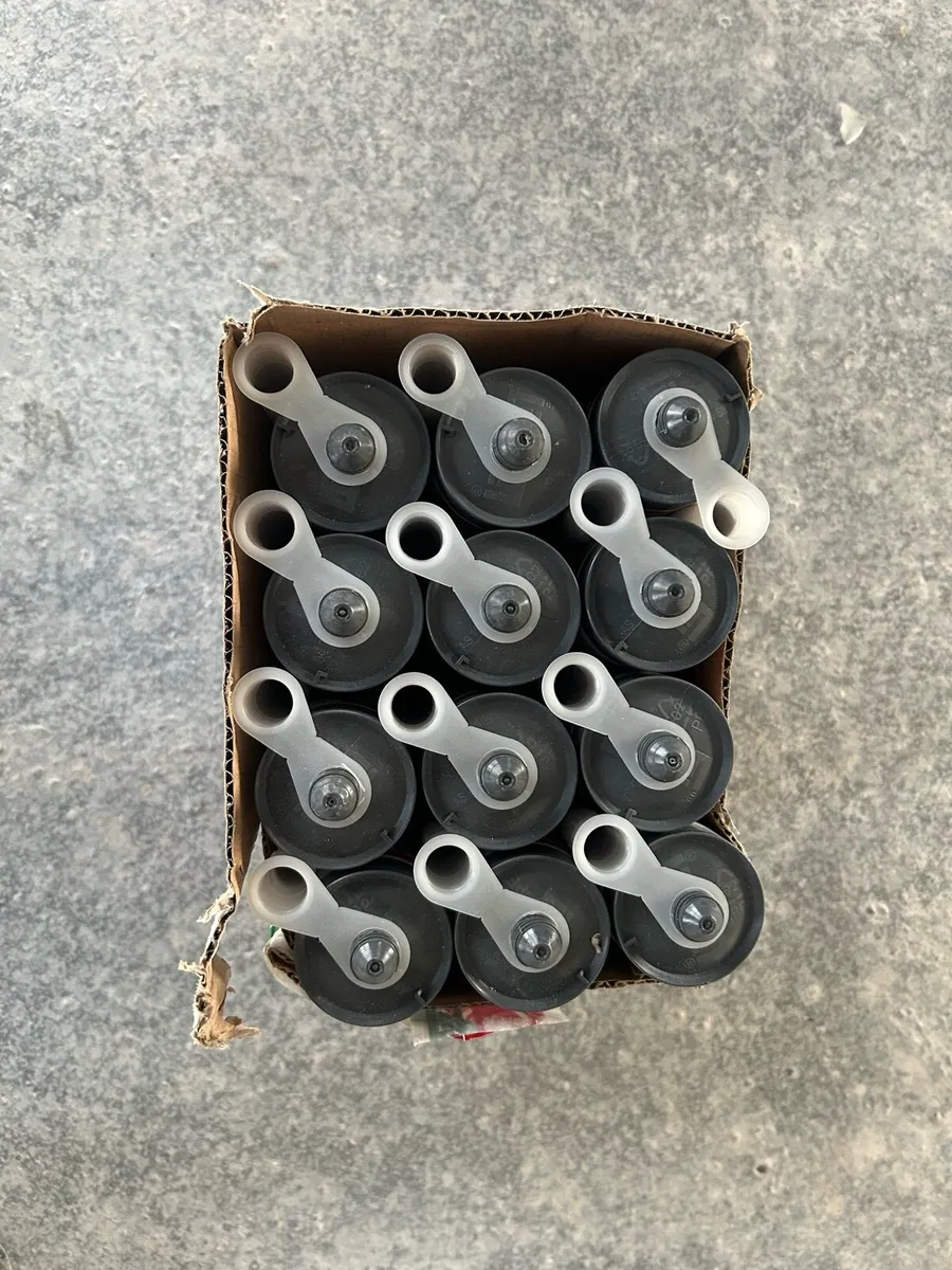 Silicone - Image 2