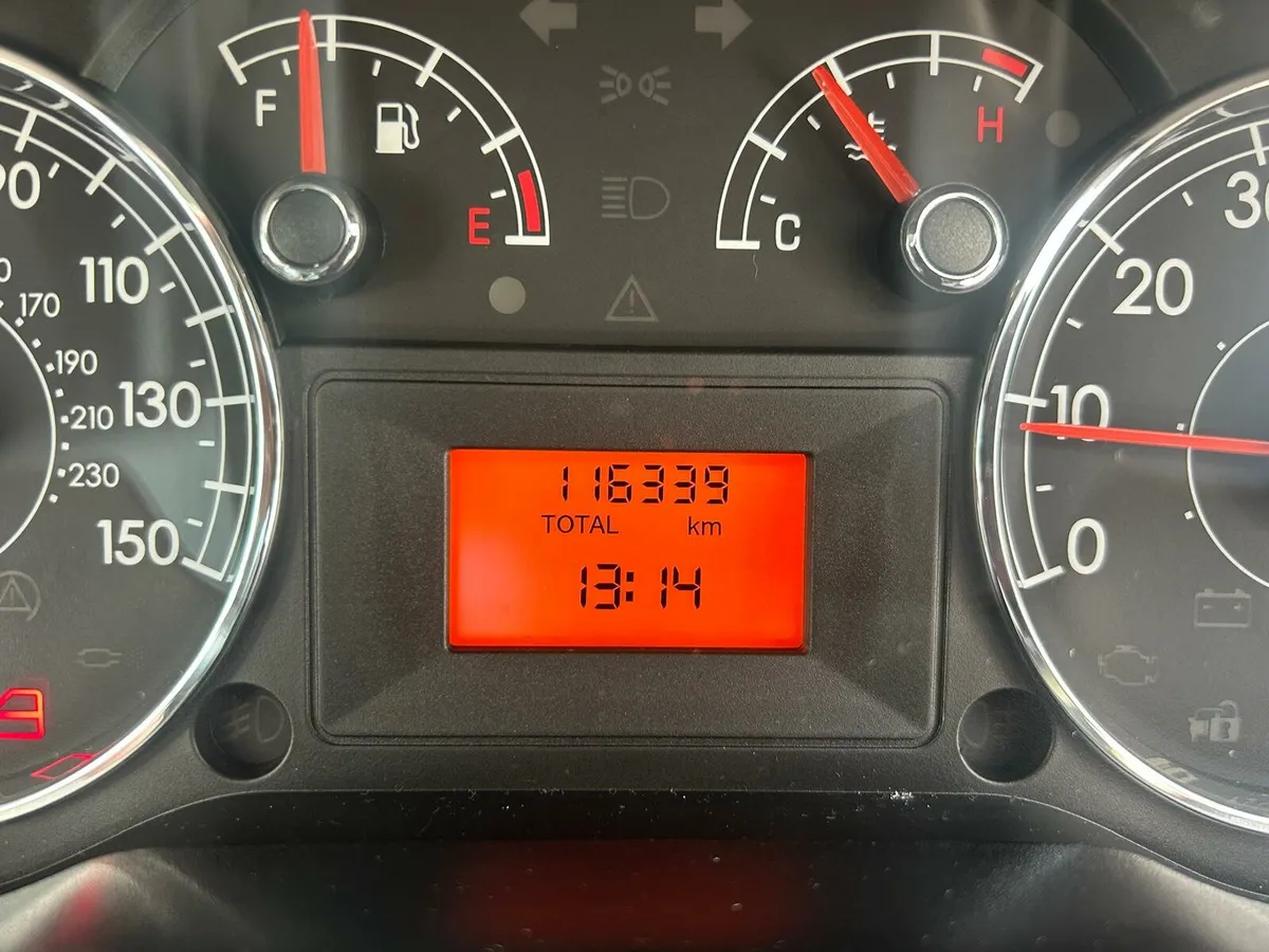 2013 Fiat Punto 3-Door - LOW KMS - Image 2