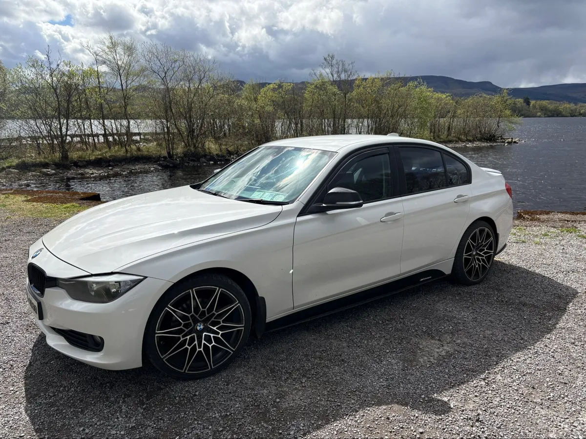 BMW 3-Series 2014 - Image 4