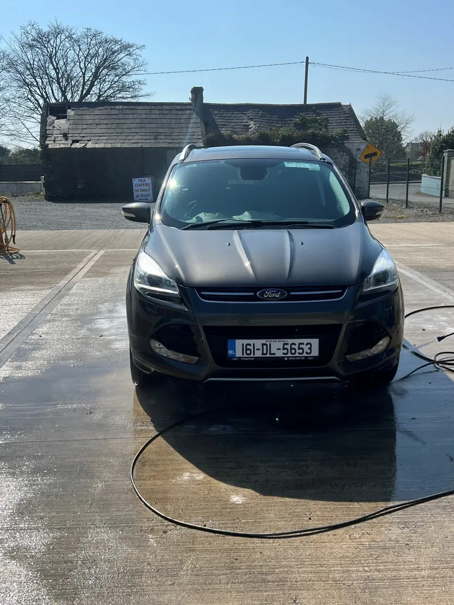 Ford Kuga 2016 - Image 2