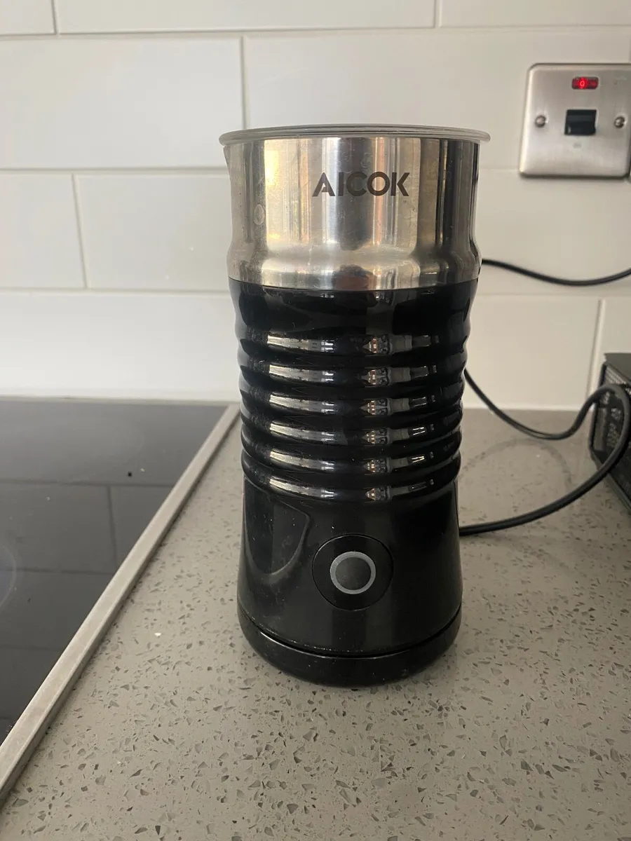 Nespresso Vertuo Coffee Machine - Image 2