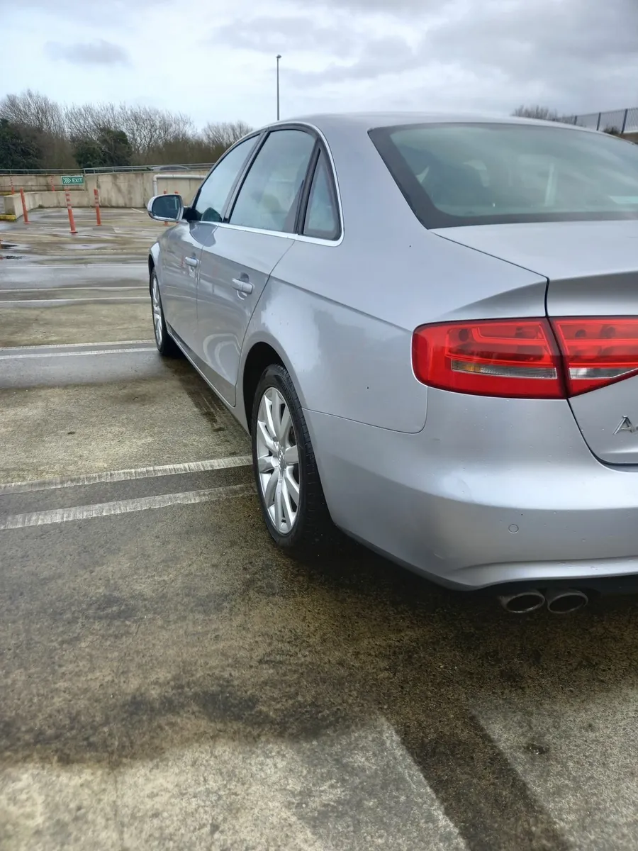 Audi A4 2015 - Image 4