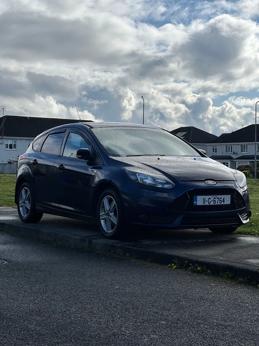 Ford Focus 2011 - Image 3