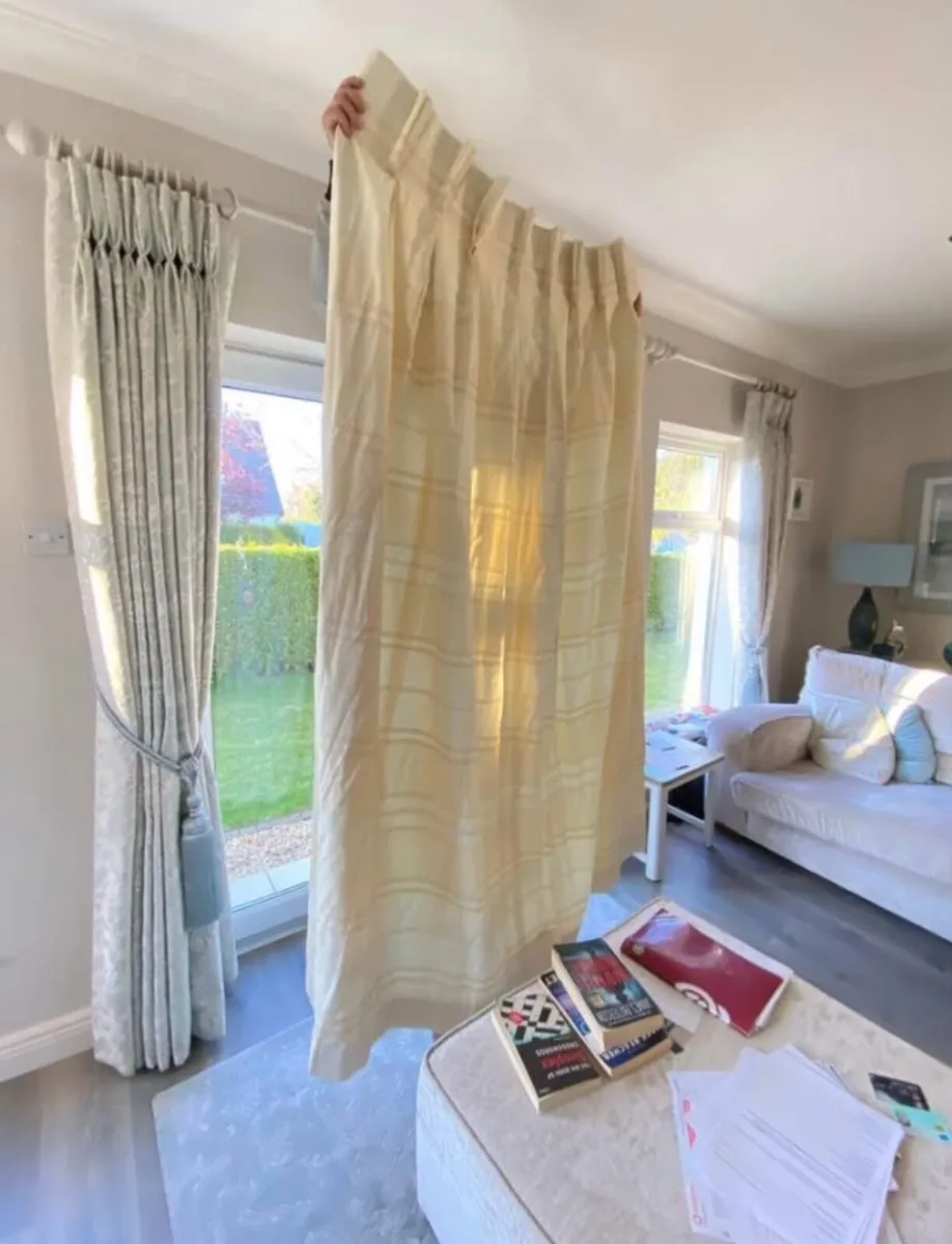 Cream coloured curtains, - Image 2