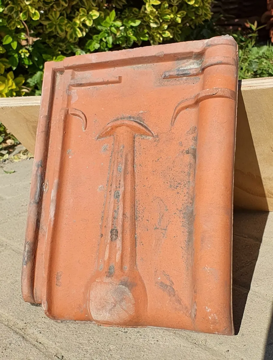 Original clay (terracotta) roof tile: 450+ avail. - Image 4