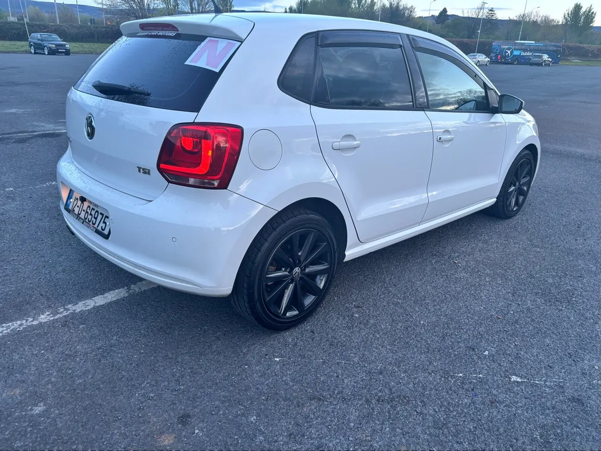 Volkswagen Polo 2012 - Image 2