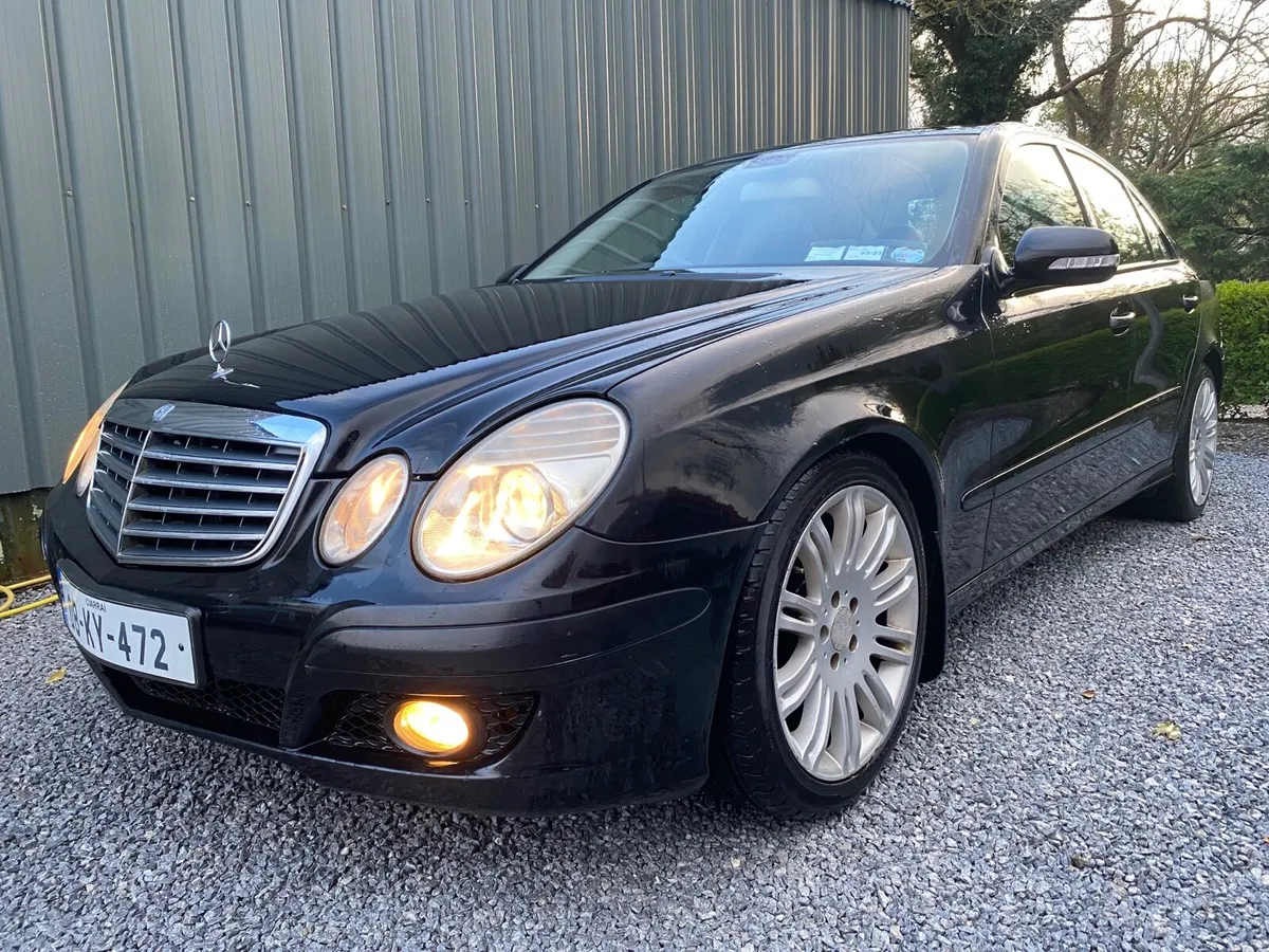 2008 E200 KOMPRESSOR AUTO 180BHP TWIN EXHAUST - Image 1