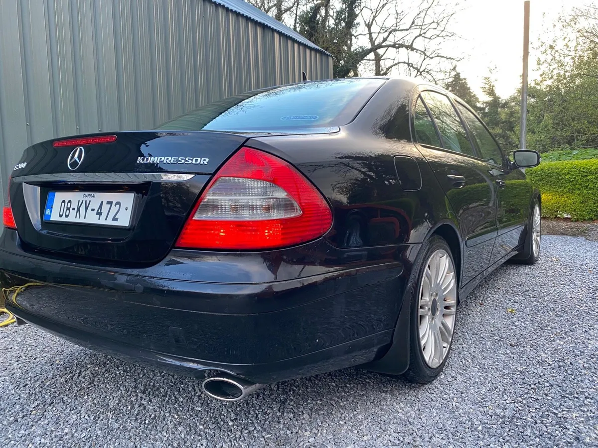 2008 E200 KOMPRESSOR AUTO 180BHP TWIN EXHAUST - Image 2